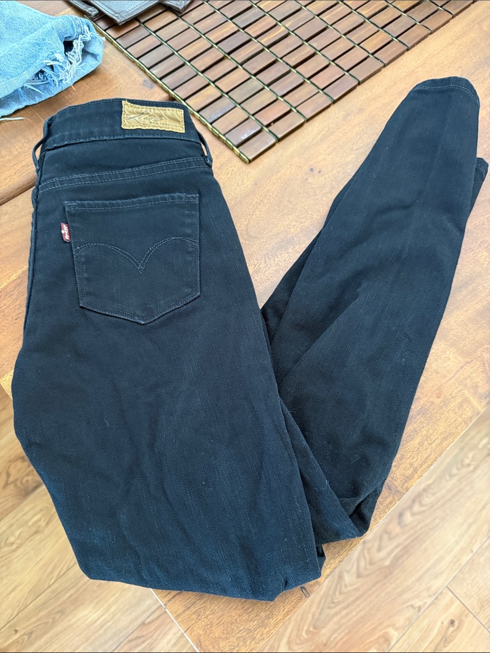 Levi's Black Jeans